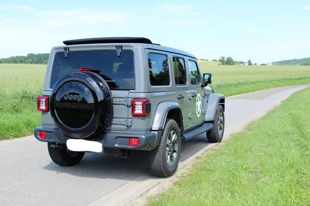 Spare tire hardcover for Jeep Wrangler JL 